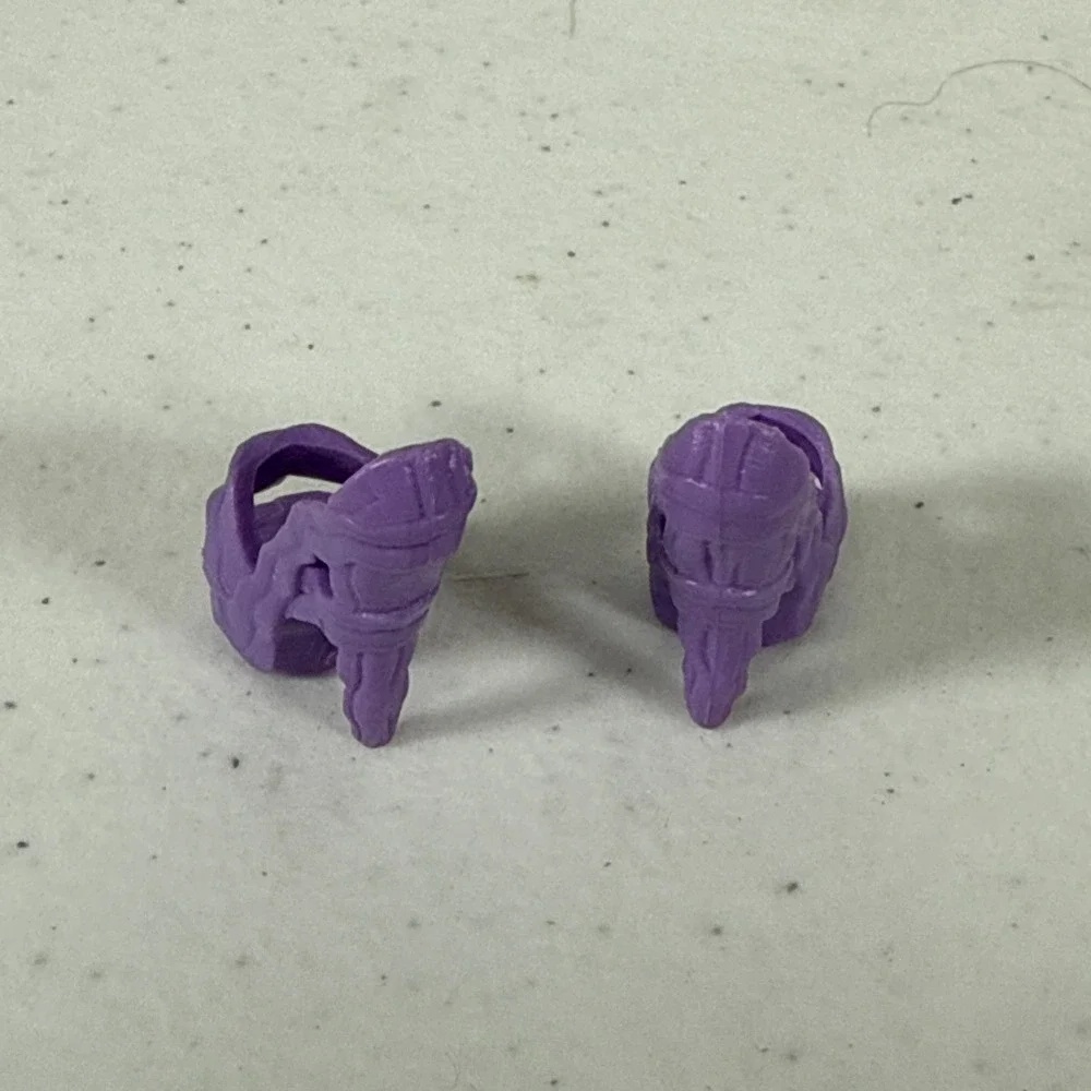 MONSTER HIGH ~ Clawdeen Wolf Clawsome Pet Salon Purple Shoes